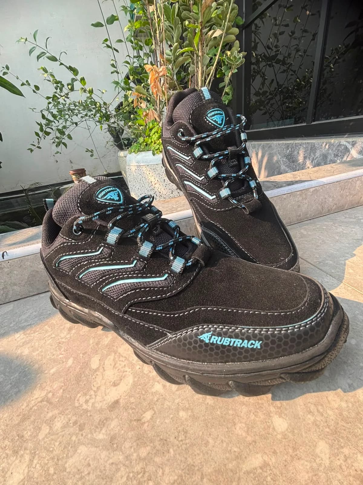 Sepatu Gunung Rubtrack Size 40